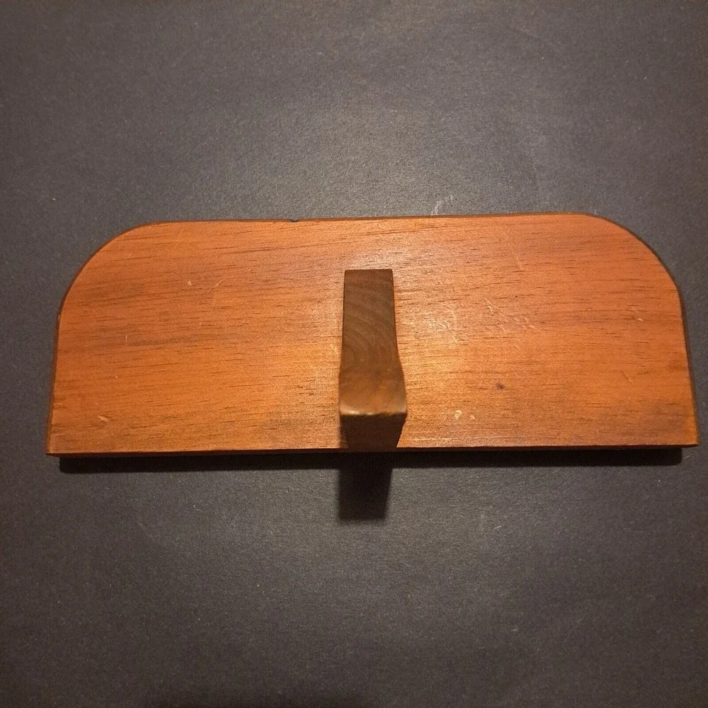 Country Cottage Farmhouse Wood Wall Mount Nick Knack Pair of shelves